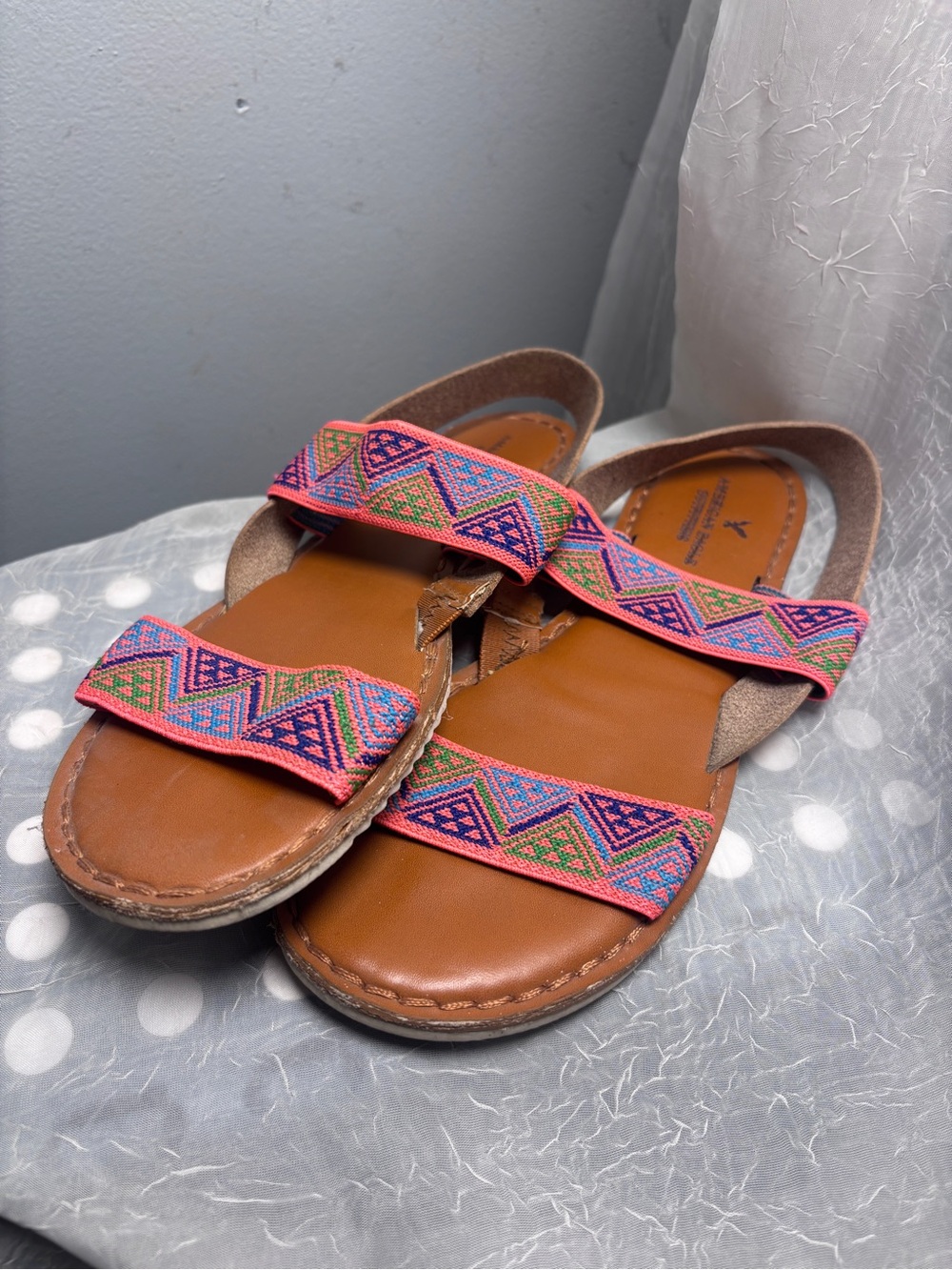 American Eagle Outfitters sandals size 9